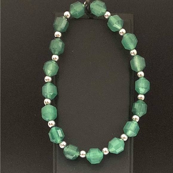 Jewelry - Natural Green Aventurine Bracelet Faceted Beads Barrel Shape Stretchable